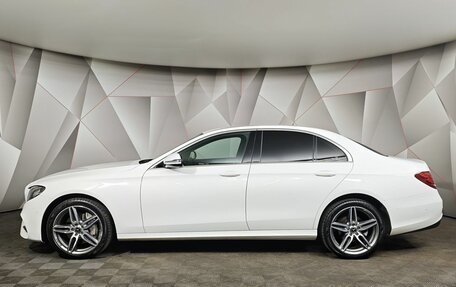 Mercedes-Benz E-Класс, 2018 год, 3 237 000 рублей, 5 фотография