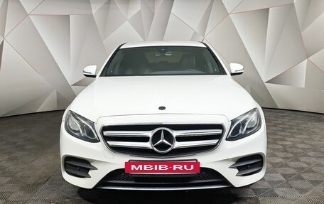 Mercedes-Benz E-Класс, 2018 год, 3 237 000 рублей, 7 фотография