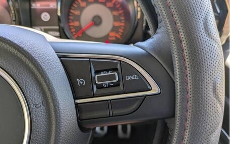 Suzuki Jimny, 2023 год, 1 810 000 рублей, 15 фотография