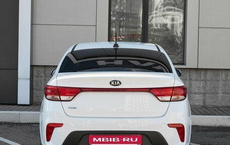 KIA Rio IV, 2018 год, 1 200 000 рублей, 5 фотография