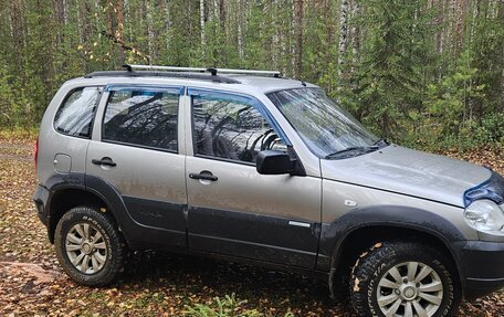 Chevrolet Niva I рестайлинг, 2011 год, 550 000 рублей, 6 фотография