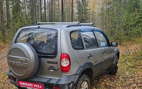 Chevrolet Niva I рестайлинг, 2011 год, 550 000 рублей, 5 фотография