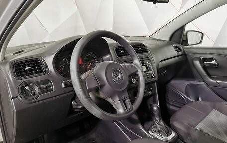 Volkswagen Polo VI (EU Market), 2012 год, 1 065 150 рублей, 18 фотография
