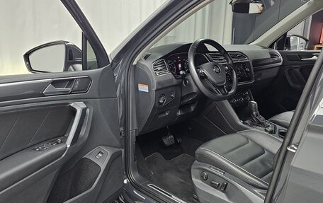 Volkswagen Tiguan II, 2018 год, 2 025 000 рублей, 8 фотография