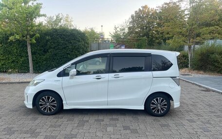 Honda Freed I, 2016 год, 820 000 рублей, 4 фотография