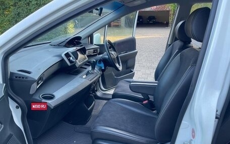 Honda Freed I, 2016 год, 820 000 рублей, 14 фотография