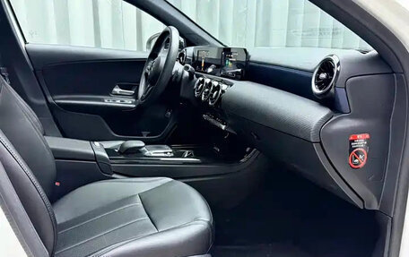 Mercedes-Benz A-Класс, 2022 год, 1 620 002 рублей, 9 фотография