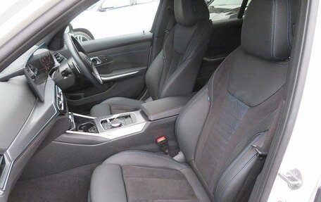 BMW 3 серия, 2022 год, 2 560 000 рублей, 16 фотография