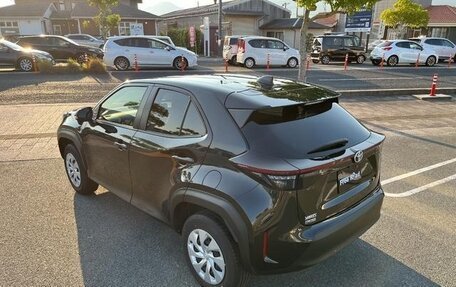 Toyota Yaris Cross, 2023 год, 1 610 004 рублей, 8 фотография