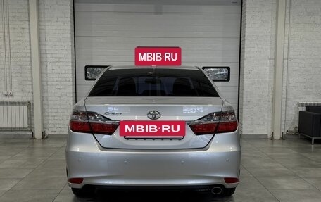 Toyota Camry, 2017 год, 1 959 000 рублей, 6 фотография