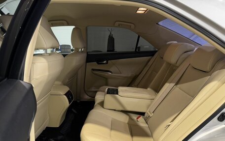 Toyota Camry, 2017 год, 1 959 000 рублей, 13 фотография