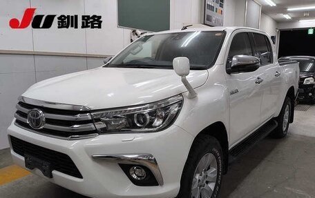 Toyota Hilux VIII, 2018 год, 3 500 000 рублей, 2 фотография