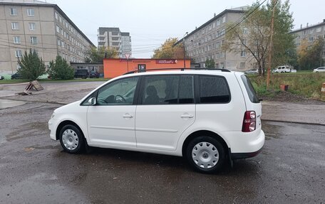 Volkswagen Touran III, 2008 год, 430 000 рублей, 5 фотография