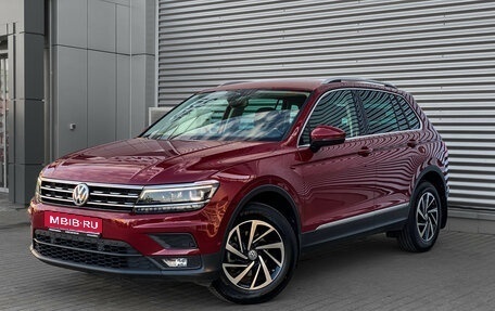 Volkswagen Tiguan II, 2019 год, 2 580 000 рублей, 1 фотография