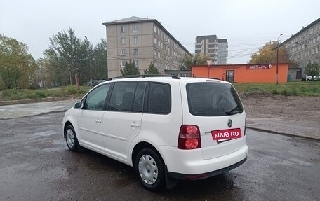 Volkswagen Touran III, 2008 год, 430 000 рублей, 8 фотография