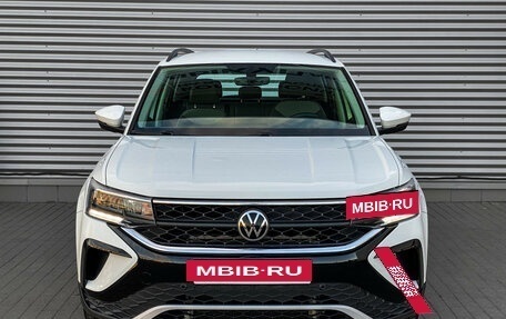 Volkswagen Taos, 2022 год, 2 880 000 рублей, 2 фотография