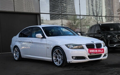 BMW 3 серия, 2011 год, 1 100 000 рублей, 3 фотография