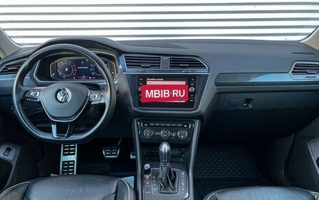 Volkswagen Tiguan II, 2019 год, 2 580 000 рублей, 10 фотография