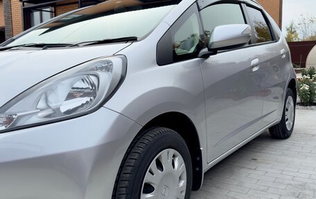 Honda Fit III, 2012 год, 1 000 000 рублей, 7 фотография