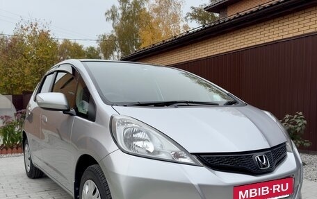 Honda Fit III, 2012 год, 1 000 000 рублей, 3 фотография