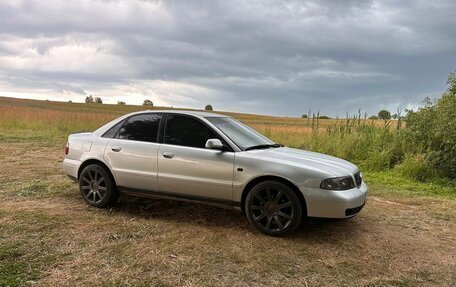 Audi A4, 2000 год, 680 000 рублей, 2 фотография