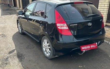Hyundai i30 I, 2011 год, 690 000 рублей, 2 фотография