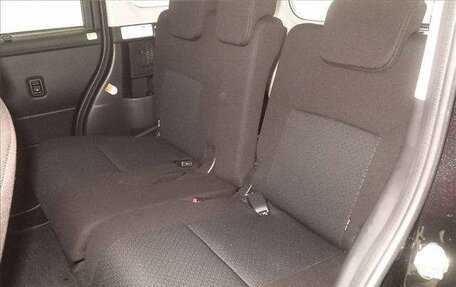 Toyota Roomy I, 2021 год, 783 000 рублей, 7 фотография