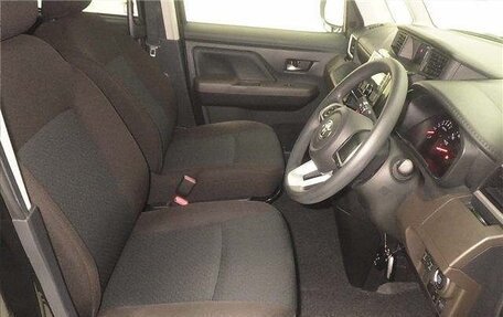 Toyota Roomy I, 2021 год, 783 000 рублей, 5 фотография
