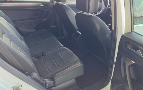 Volkswagen Tiguan II, 2023 год, 2 400 000 рублей, 7 фотография