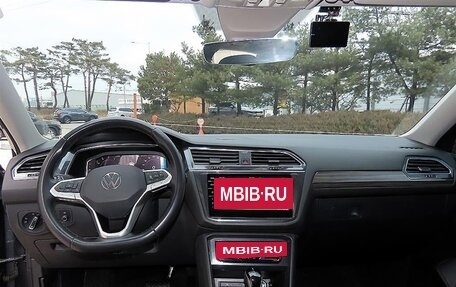 Volkswagen Tiguan II, 2023 год, 2 450 000 рублей, 5 фотография