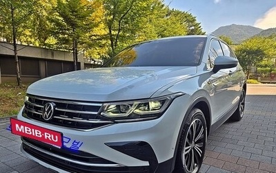 Volkswagen Tiguan II, 2023 год, 2 570 000 рублей, 1 фотография