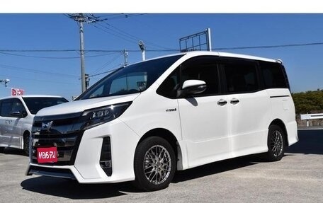 Toyota Noah III, 2021 год, 2 110 000 рублей, 1 фотография
