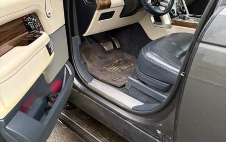 Land Rover Range Rover IV рестайлинг, 2018 год, 6 850 000 рублей, 5 фотография
