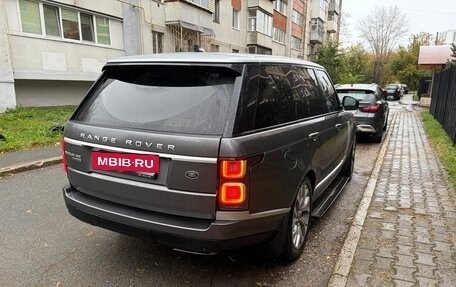 Land Rover Range Rover IV рестайлинг, 2018 год, 6 850 000 рублей, 4 фотография
