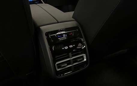 Volkswagen Tiguan, 2026 год, 4 699 000 рублей, 28 фотография