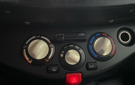 Nissan Micra III, 2005 год, 380 000 рублей, 20 фотография