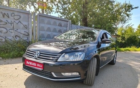 Volkswagen Passat B7, 2011 год, 990 000 рублей, 1 фотография