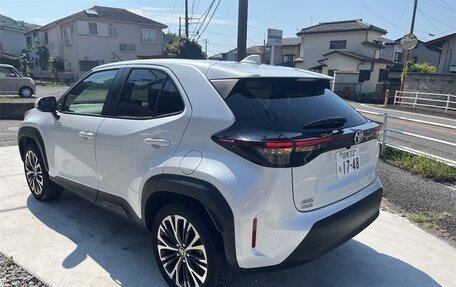 Toyota Yaris Cross, 2023 год, 1 730 000 рублей, 8 фотография