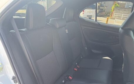 Toyota Yaris Cross, 2023 год, 1 730 000 рублей, 21 фотография