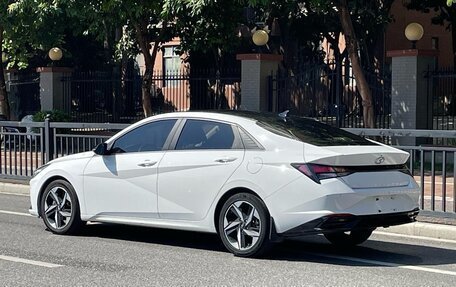Hyundai Elantra, 2022 год, 1 347 000 рублей, 5 фотография