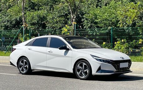 Hyundai Elantra, 2022 год, 1 347 000 рублей, 3 фотография