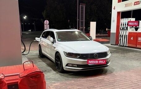 Volkswagen Passat B8 рестайлинг, 2019 год, 2 662 400 рублей, 2 фотография