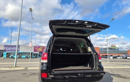 Toyota Land Cruiser 200, 2020 год, 13 000 000 рублей, 8 фотография