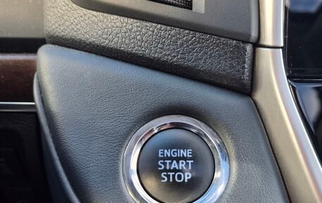 Toyota Land Cruiser 200, 2020 год, 13 000 000 рублей, 26 фотография