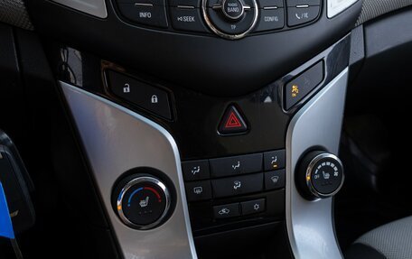 Chevrolet Cruze II, 2013 год, 945 000 рублей, 15 фотография
