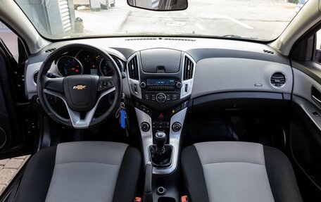 Chevrolet Cruze II, 2013 год, 945 000 рублей, 16 фотография