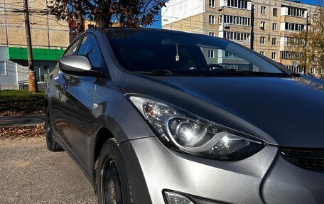 Hyundai Elantra V, 2011 год, 850 000 рублей, 10 фотография