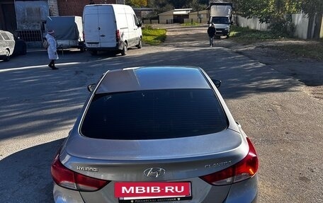 Hyundai Elantra V, 2011 год, 850 000 рублей, 13 фотография