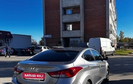 Hyundai Elantra V, 2011 год, 850 000 рублей, 3 фотография
