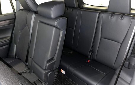 Toyota Highlander, 2026 год, 6 100 000 рублей, 19 фотография